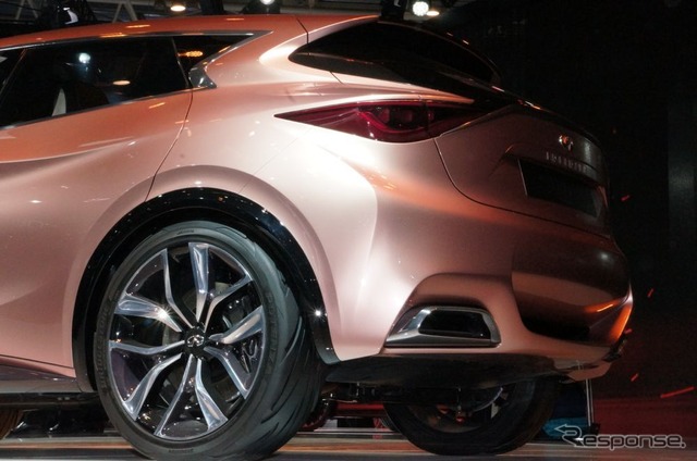 インフィニティ Q30コンセプト(北京モーターショー14)
