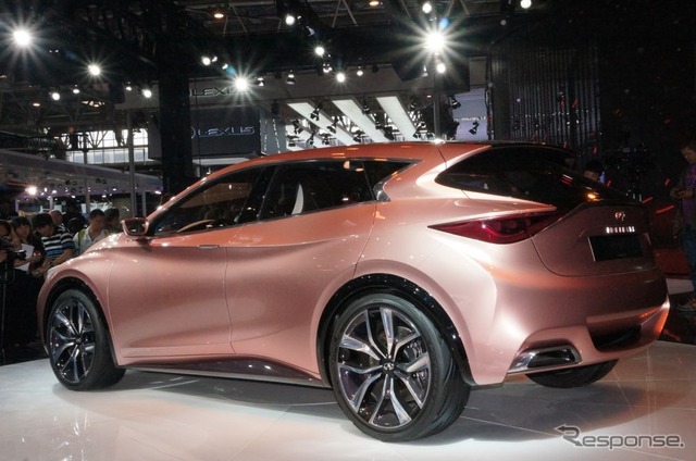 インフィニティ Q30コンセプト(北京モーターショー14)