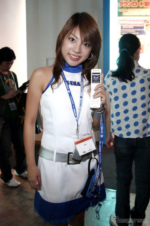 【東京ゲームショウ05】コンパニオン写真蔵…遊べます