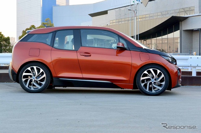 【BMW i3 試乗】電気自動車として生を受けた生粋の電気自動車…中村孝仁