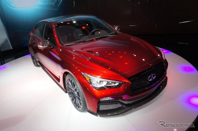 【北京モーターショー14】“セダン版GT-R” インフィニティ Q50 オールージュ、走行テスト車登場