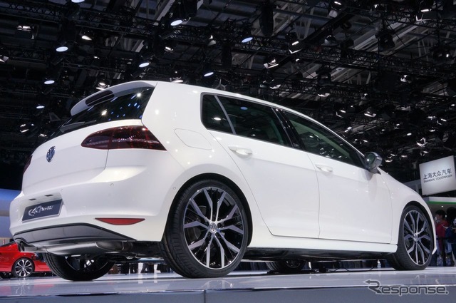 北京モーターショー2014 VW ゴルフ 40周年記念車