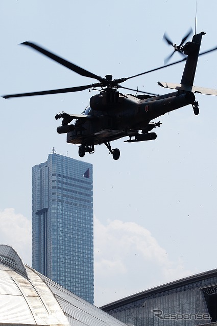 幕張新都心に世界最強の戦闘ヘリコプター、AH-64Dアパッチ ロングボウが登場。