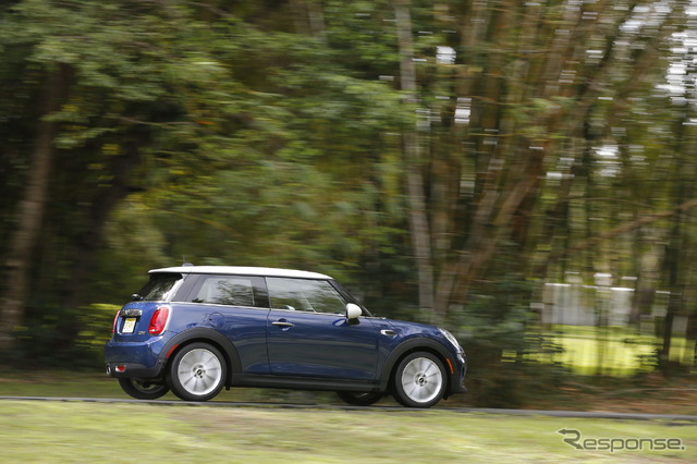 新型 MINI クーパー
