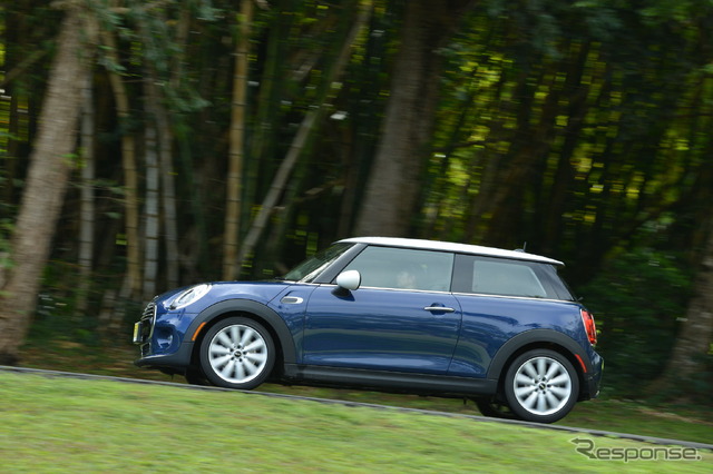 新型 MINI クーパー