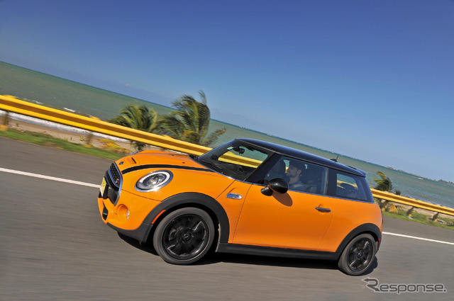 新型 MINI クーパーS