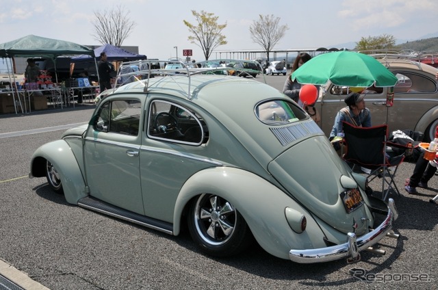 VW タイプ1。これくらいのシャコタンはここでは珍しくない