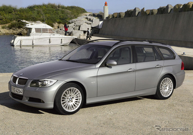 BMW3シリーズに、325iツーリングを設定