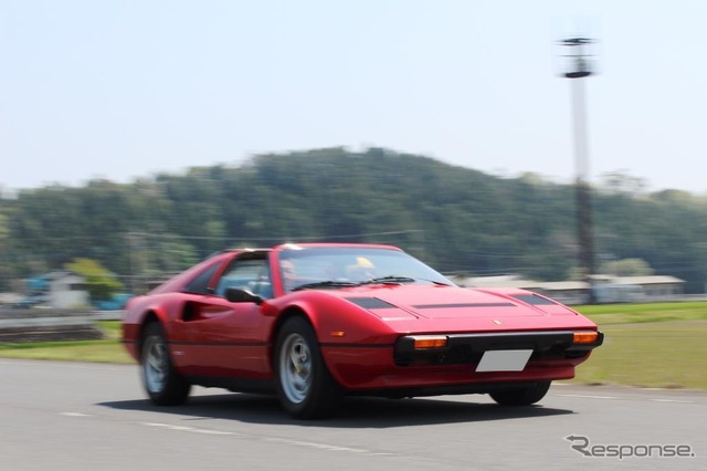 フェラーリ・308GTS QV
