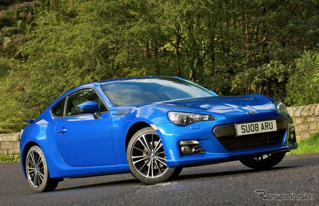 スバルBRZ(英国仕様)