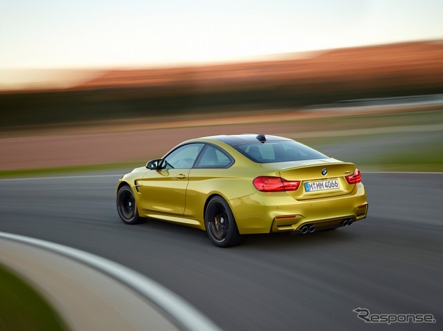 BMW・新型M4クーペ