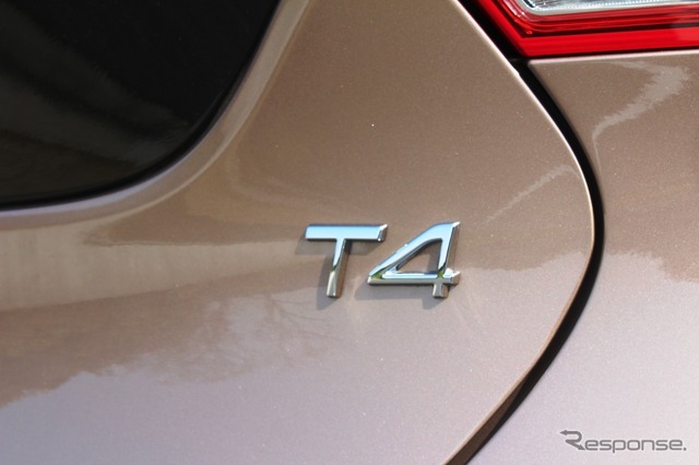 ボルボ・V40クロスカントリー T4 Nordic