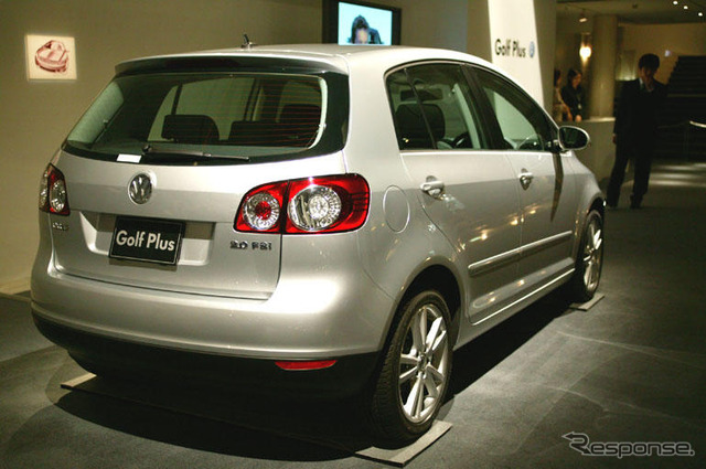 【VW ゴルフ プラス 日本発表】色をテーマにパフォーマンス