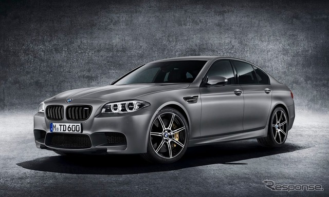 BMW M5 の30 Jahre M5