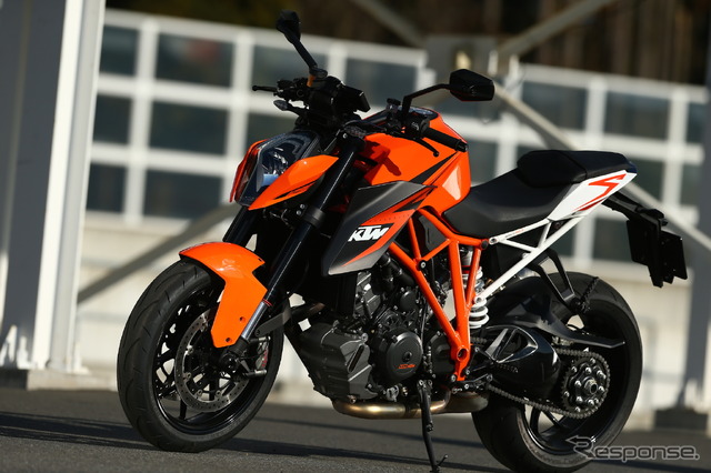 KTM 1290スーパーデュークR