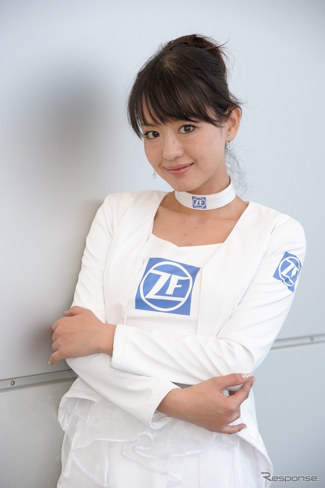 ZFモータースポーツ・アンバサダーの松下まゆみさん