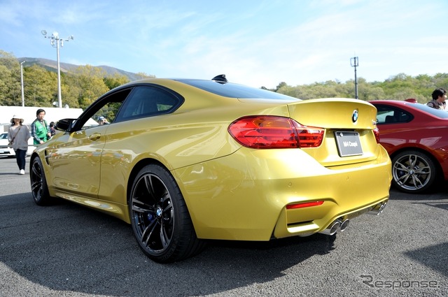 BMW M4クーペ 公開(SUPER GT 第2戦)