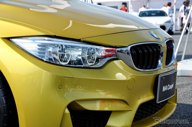 BMW M4クーペ 公開(SUPER GT 第2戦)