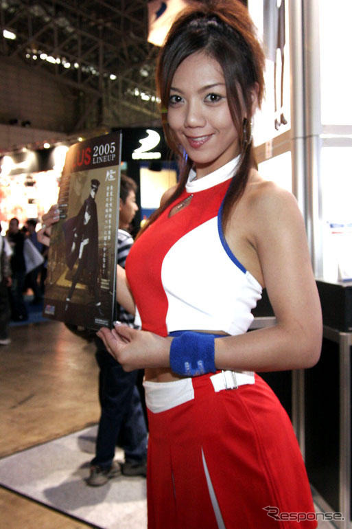 【東京ゲームショウ05】コンパニオン写真蔵…試してみたら?