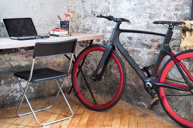 自転車内蔵のナビシステム/プローブ情報の取得で、リアルタイム交通情報の精細化も