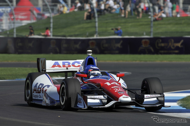 佐藤琢磨は決勝9位に。写真:Honda
