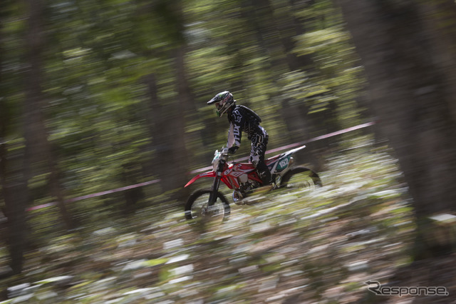 【JNCC 第3戦】今季最大の盛り上がり、585台が熱戦［写真蔵］