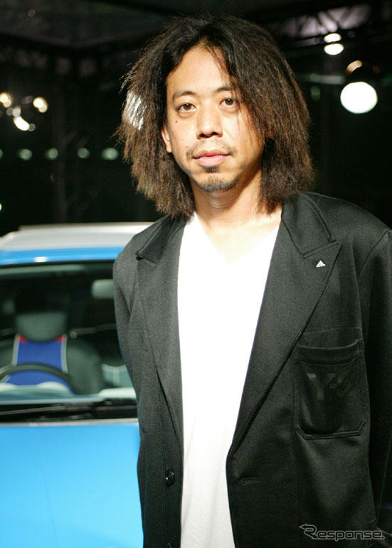 【東京モーターショー05】ノート×アディダス…さりげなく