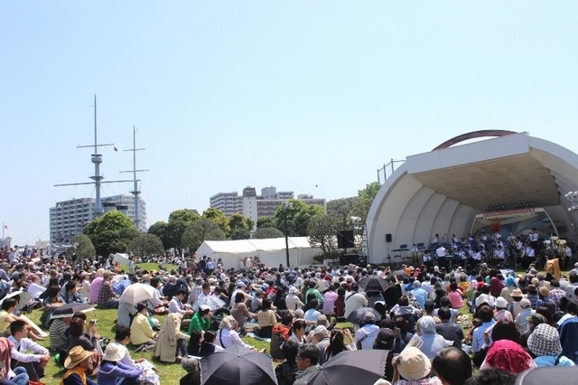 会場内のステージでは、イベントが行われていた