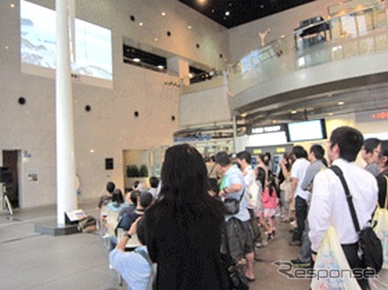 三菱みなとみらい技術館　前回パブリックビューイングの様子