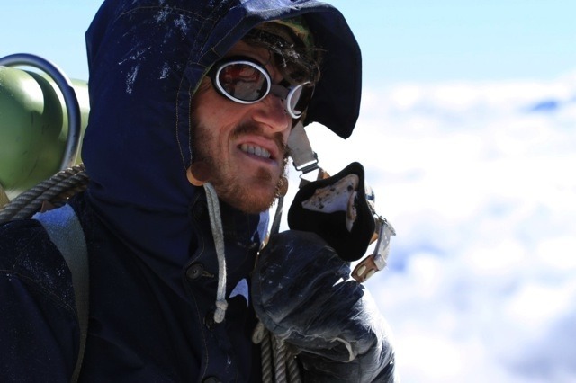 『ビヨンド・ザ・エッジ 歴史を変えたエベレスト初登頂』 (C) 2013 GFC (EVEREST) LTD.ALL RIGHTS RESERVED
