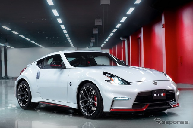 日産 370Z NISMO（フェアレディZ NISMO）の2015年モデル
