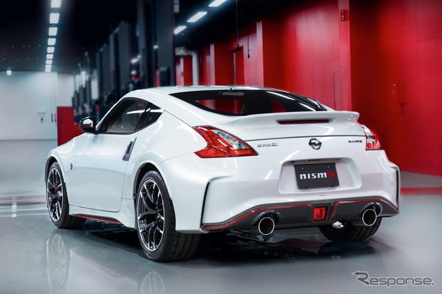 日産 370Z NISMO（フェアレディZ NISMO）の2015年モデル