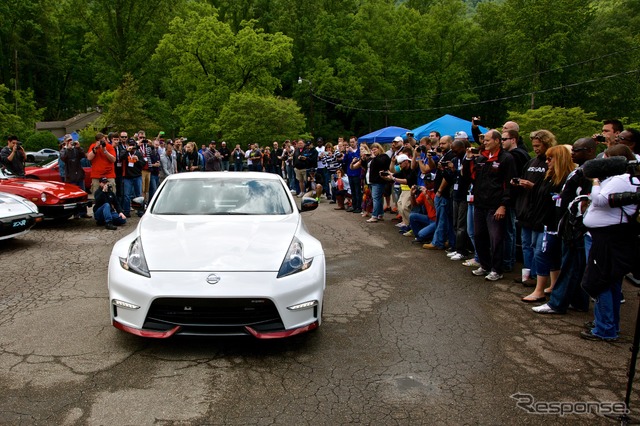 日産 370Z NISMO(フェアレディZ NISMO)の2015年モデル