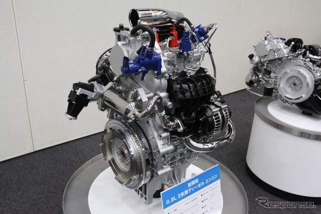 スズキの800cc 2気筒ディーゼルエンジン