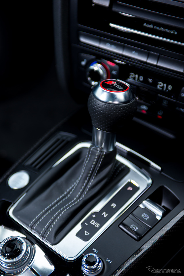 アウディ・RS4 アバント