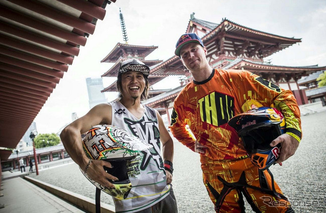 鈴木大助選手とウェス・エイジ選手