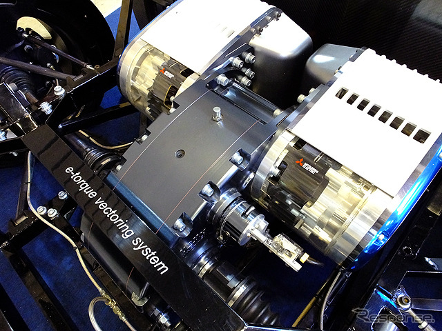 三菱電機『xEV』 リア