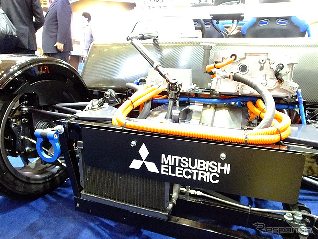 三菱電機『xEV』 フロント