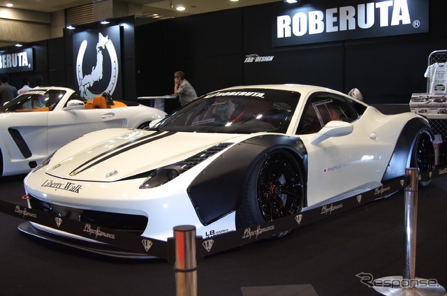 インポートカーショー14 「ROBERUTA」「Liberty Walk」「OFFICE-K」合同ブース