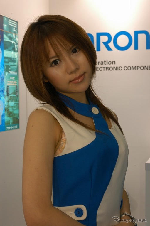 【東京モーターショー05】コンパニオン写真蔵…その15、フラッシュビーム!!