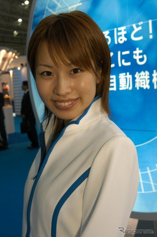 【東京モーターショー05】コンパニオン写真蔵…その15、フラッシュビーム!!