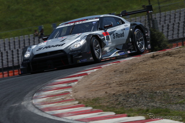 GT500予選2位の#46 GT-R。<撮影:益田和久>