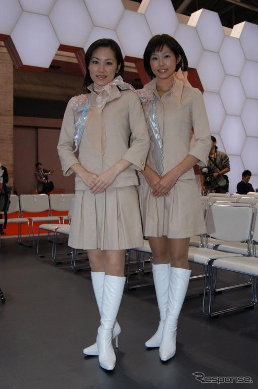 【東京モーターショー05】コンパニオン写真蔵…その18