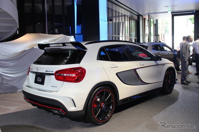 メルセデスベンツ GLA45AMG