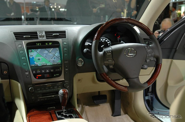 【東京モーターショー05】レクサス GS450h…すべての瞬間にときめきとやすらぎ