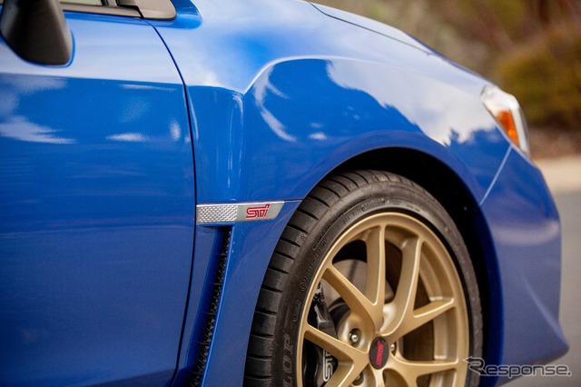 スバル WRX STI 新型