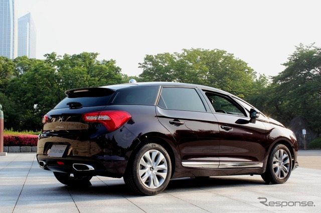シトロエン・DS5Faubourg Addict(参考出品)