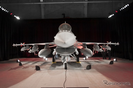 ロッキード・マーティン、イラク空軍向けF-16初号機を納入（納入式典の様子）