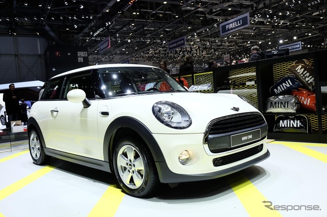 新型 MINI ハッチバック の「One」グレード（ジュネーブモーターショー14）