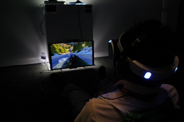 【E3 2014】「luge」に乗って公道を爆走、この没入感はやはりすごい!「Project Morpheus」新作デモレポ